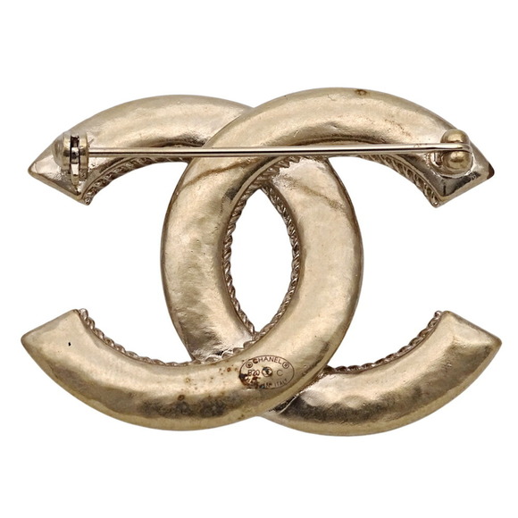 CHANEL Gold Brooch - Picture 4 of 10